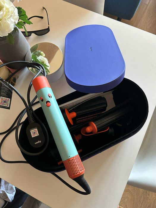 Dayson i.d Airwrap Нов все още в гаранция