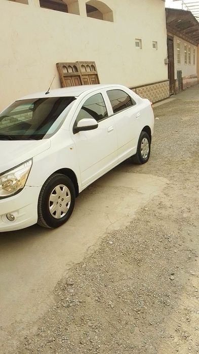 Кобальт автомашинаси сотилад