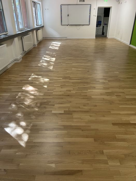 Rașchetare parchet/Recondiționare parchet/Montaj parchet / Chituire parchet