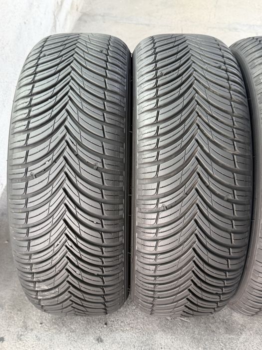 205/60/16 Kleber 4Броя: 250€ на 100км Всесезонни гуми