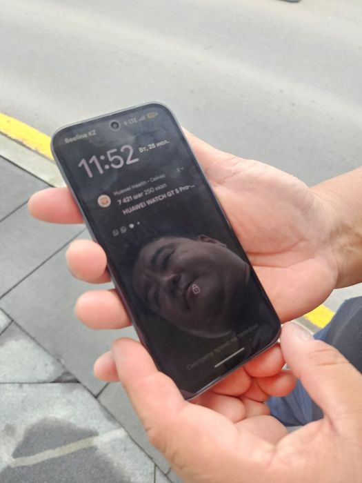 Google Pixel 8a 128gb, как новый, ёмкость АКБ 100%,