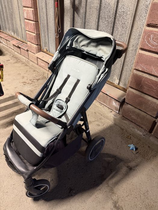 Продам Коляску Babyton