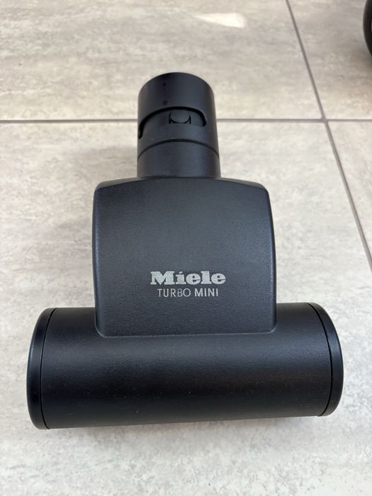 Perie aspirator Miele model Turbo ca noua