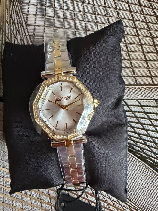 Дамски часовник НОВ Just Cavalli