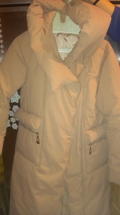 Продам куртку женскую