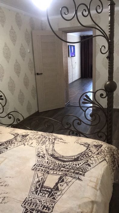 Центр Двушка за гостиницей Номад