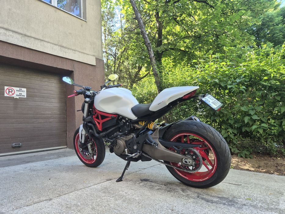 Ducati Monster 821 2015 alb - rosu