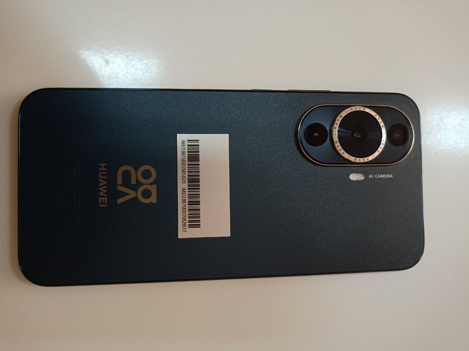 Телефон Nuawei nowa 12c