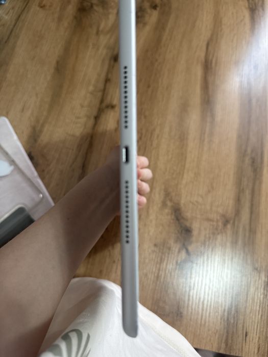 Ipad 8 версии, 32 гб
