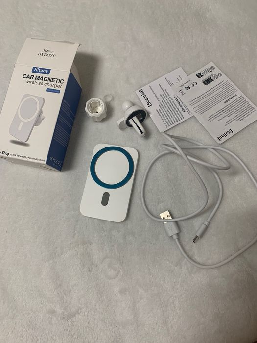 Безжично магнитно зарядно за кола