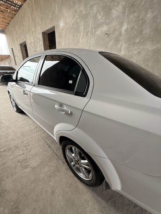 Nexia 3 ideal holatda, hujjatlari joyida ideal