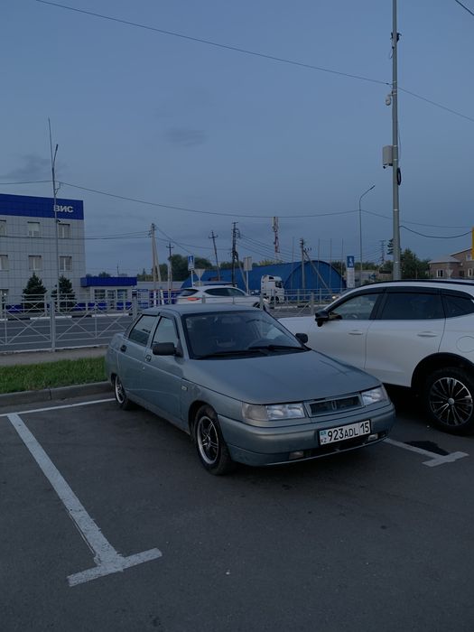 Автомобиль Ваз 2110 8 клапанная