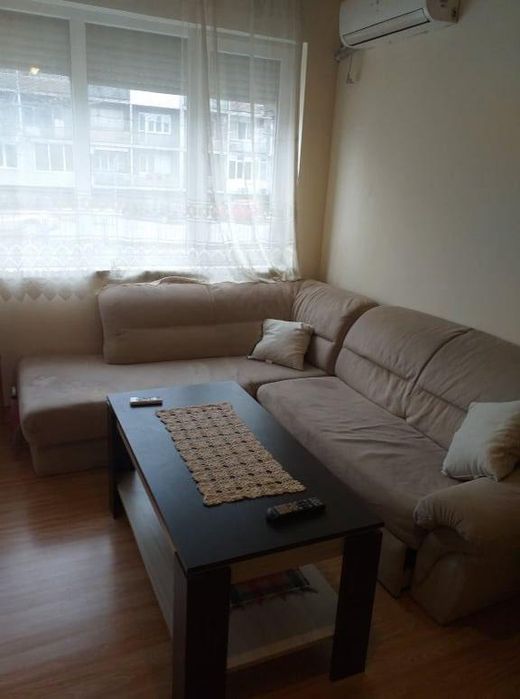 Дава се под наем Тристаен апартамент в Пловдив, Каменица 1 - 75 кв.м за 382.5 € - Снимка #2