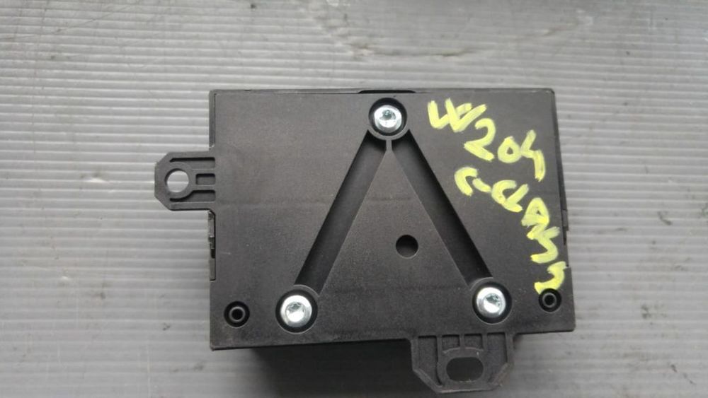 Modul pompa combustibil 2.2 cdi 651 mercedes c-class w204 a2129000306