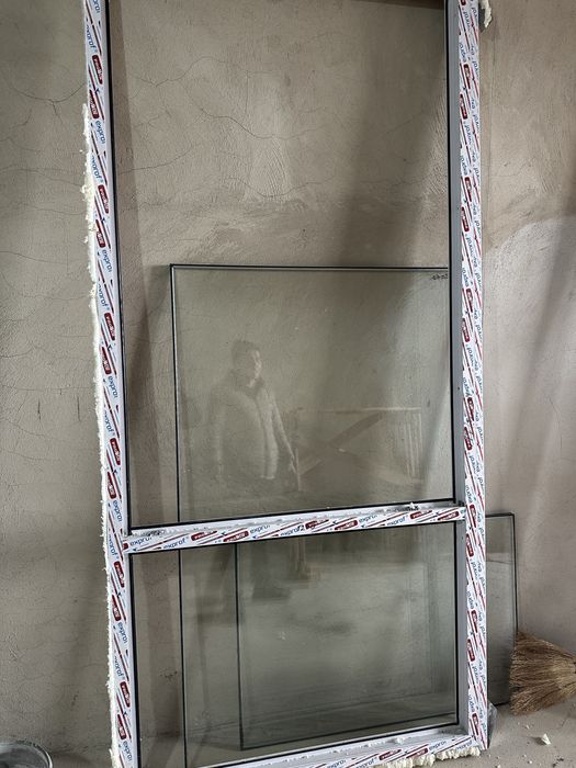 Окно балконное пластиковое