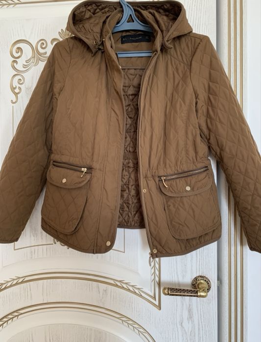 Куртки 42, 44 размеры