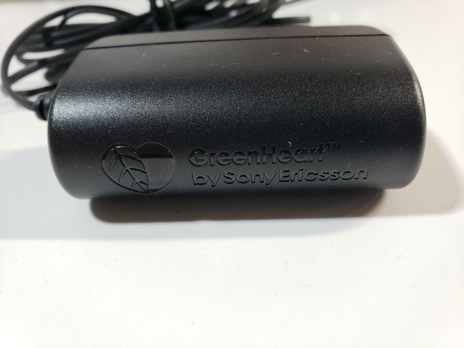 Оригинално зарядно за Sony Ericsson ep310