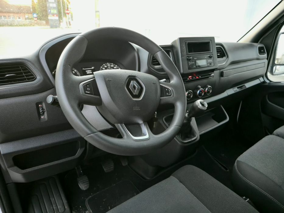 Renault Master cu lift 9 Europaleti