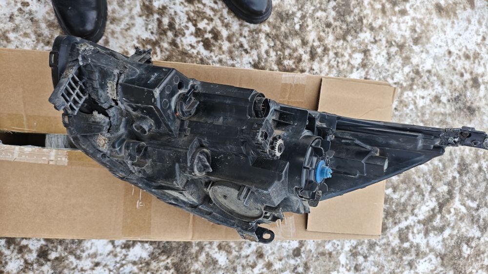 Продаётся фара Hyundai