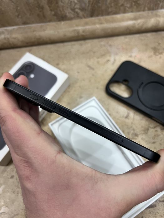 IPhone 16 Black 128gb