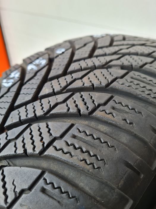 Зимни гуми 4 броя FIRESTONE Winterhauwk4 185 65 R15 дот 1522