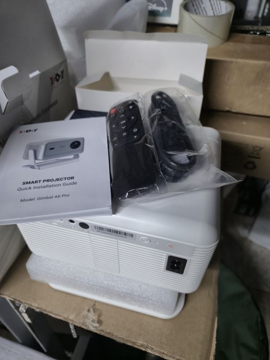 Топ Цена !WiFi6 , 4K , Smart Проектор с вграден Android и приложения