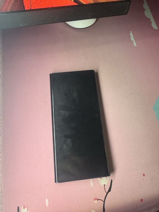 Продам Samsung s22 ultra