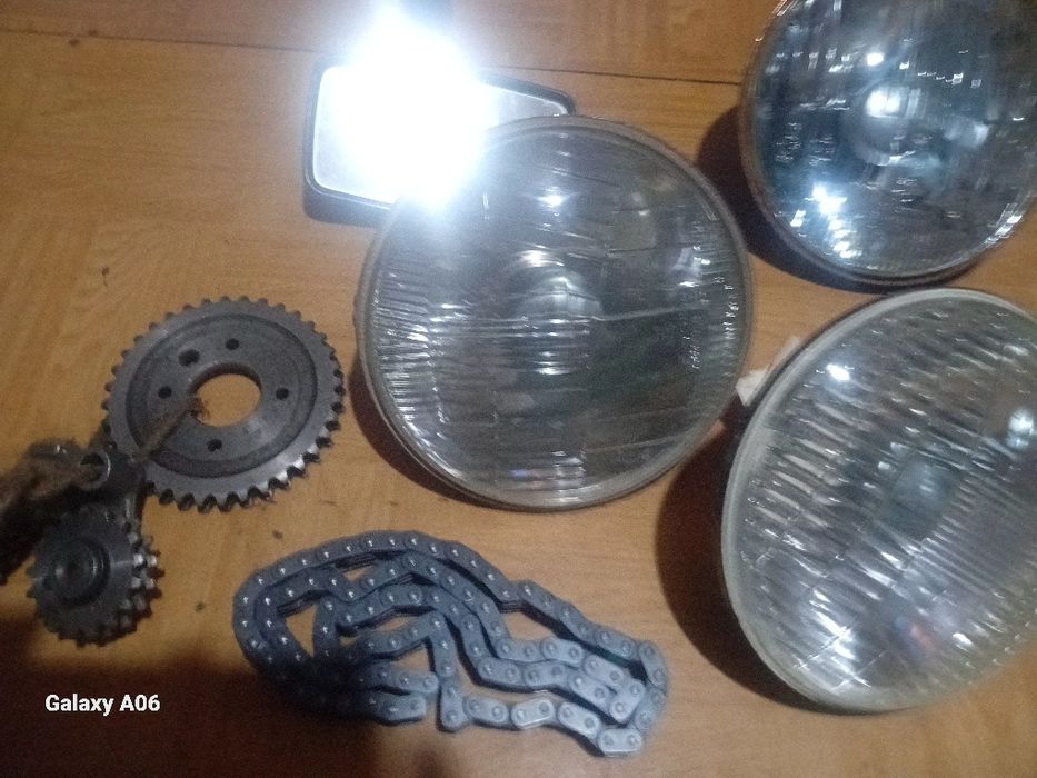 Продаются автозапчасти на Москвич 412 советского производства