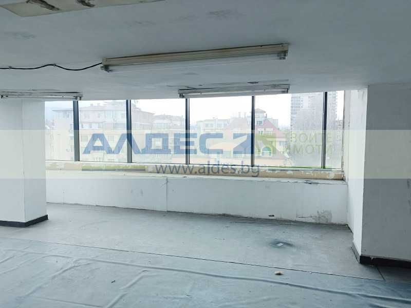 Дава се под наем Офис в София, Хладилника - 250 кв.м за 1895.16 € - Снимка #6