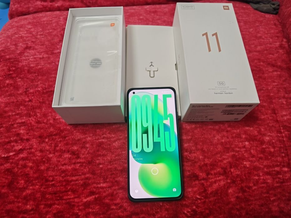 Xiaomi 11 8/256 GB