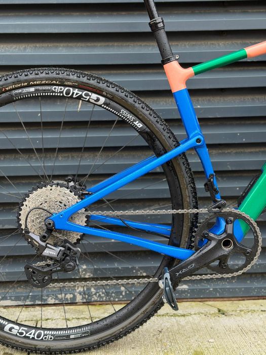 Bicicleta Gravel Cannondale Topstone Carbon 2 Lefty