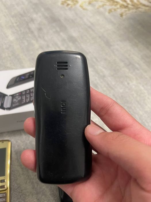 Продаётся кнопочные телефоны