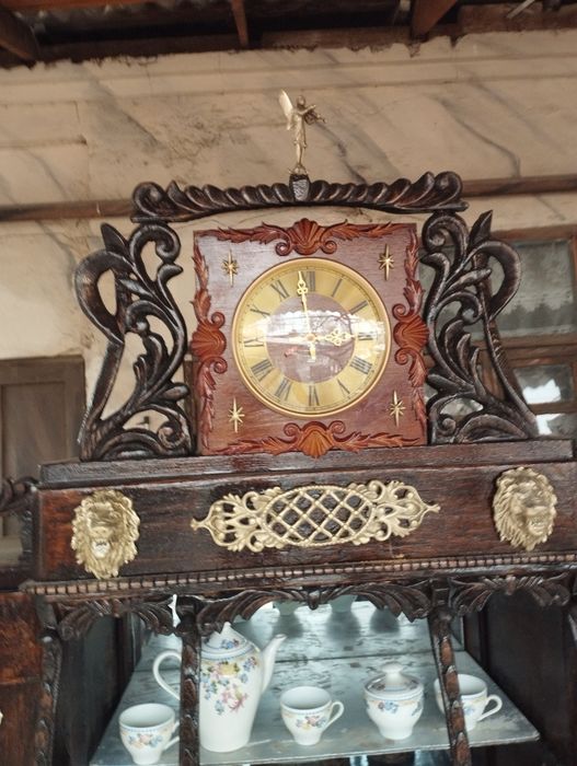 Старинный антикварный мебель буфет бар бронза