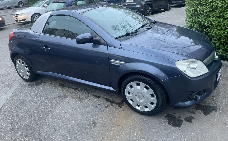 Vand Opel Tigra  10/2007