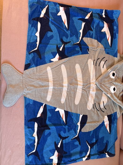 Детска хавлия акула