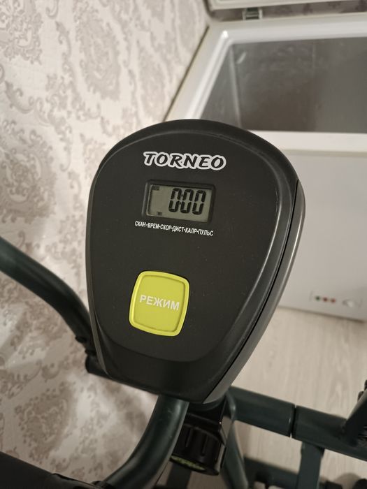 Эллиптичный тренажер