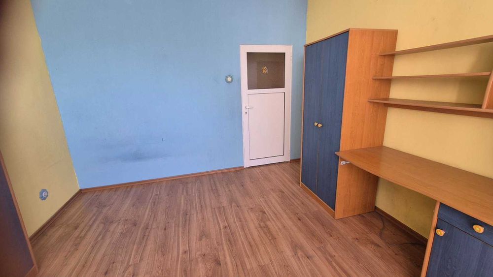 Продава се Тристаен апартамент в Варна, Младост 1 - 74 кв.м за 1892 €/кв.м - Снимка #1