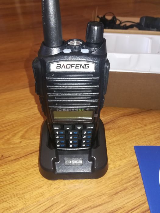 Двубандова радиостанция Baofeng - UV82