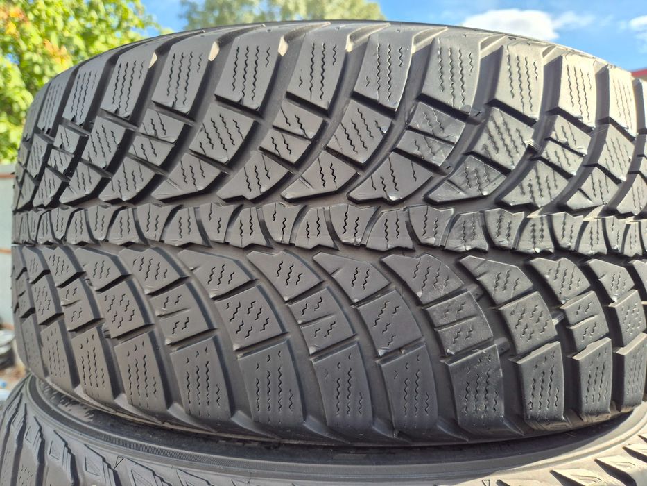2 Anvelope IARNA M+S - 235/45/17 97V - KUMHO - Stare F BUNA - DOT 2022 !