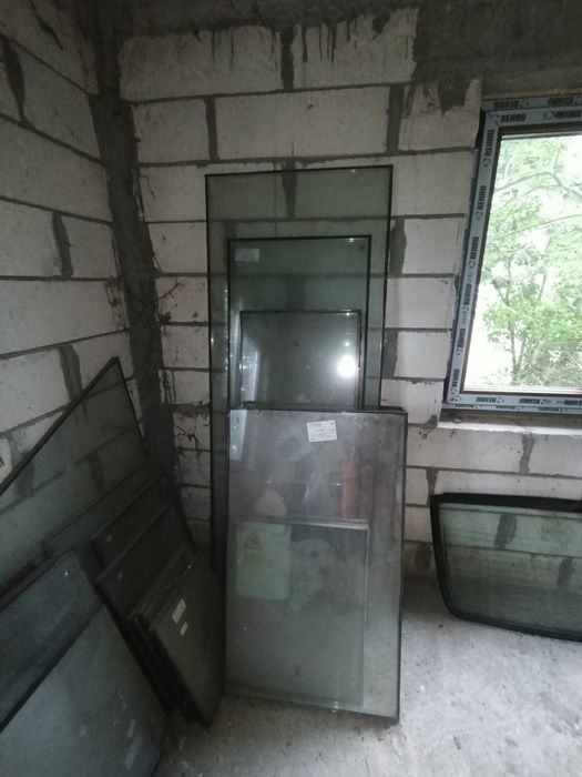 Tâmplărie pvc și sticlă termopan