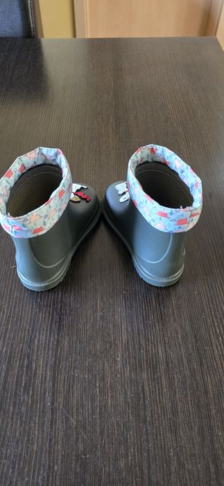 Vand cizme Snoopy pentru copii marimea 24