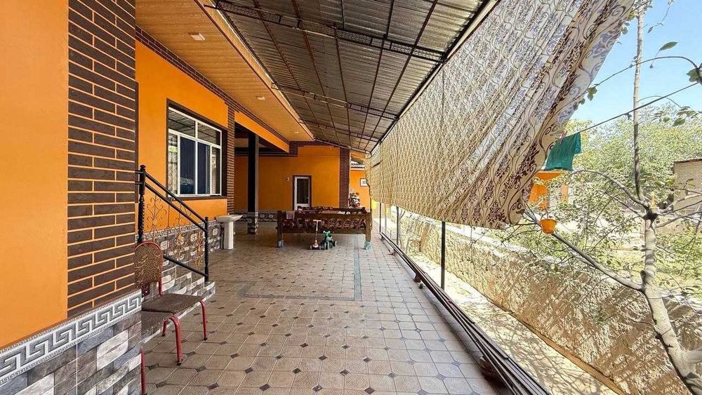 Бешболада шикарный Ховли уй сотилади