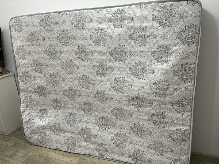 Матрас спальный матрас