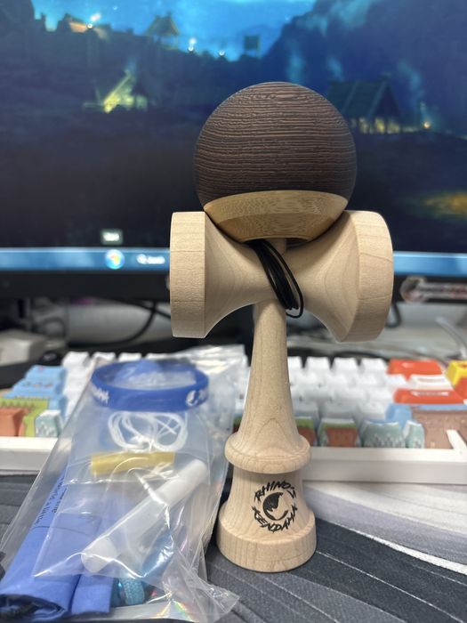 Kendama anti skid broken shape