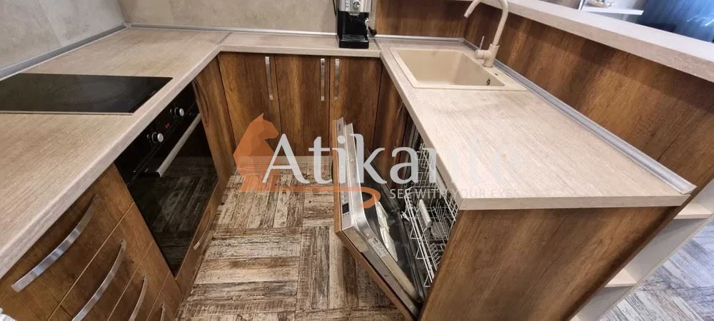 4-стаен в София-Младост 3 площ 130 цена 1250