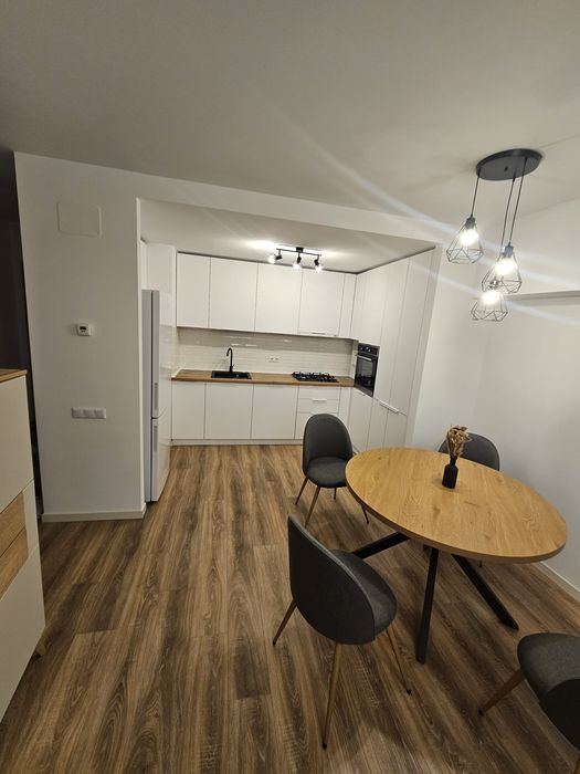 Închiriere apartament 2 camere