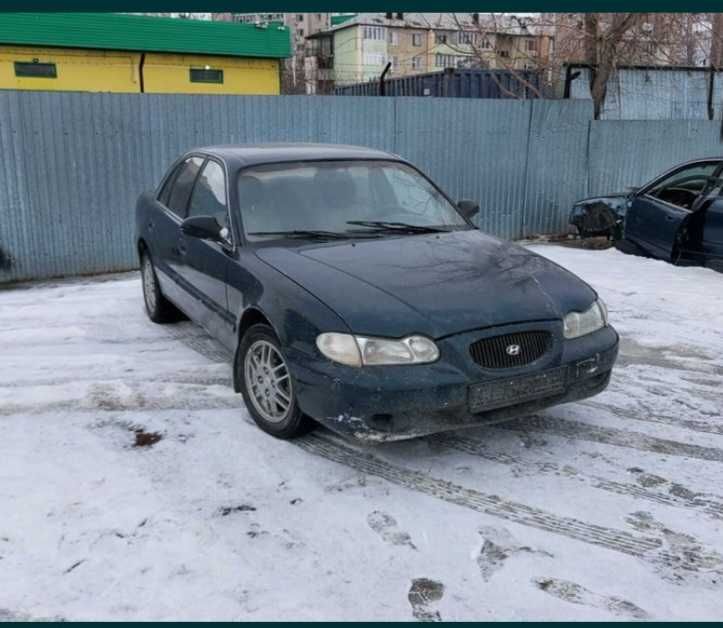 Хендай Соната на разбор