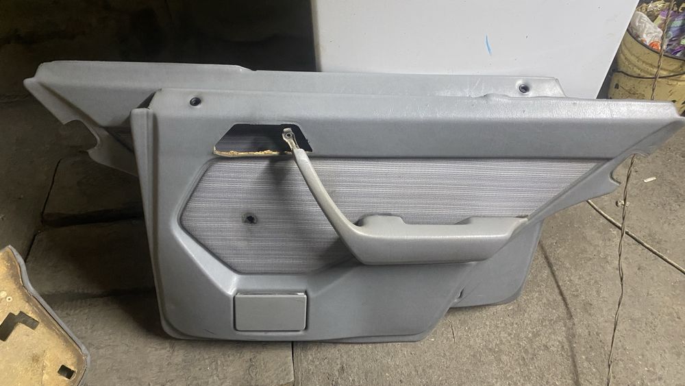 Продам дверные карты