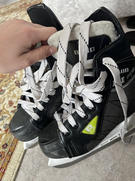 Коньки в отличном состоянии