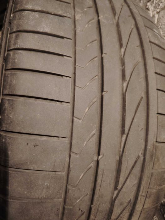 Anvelope Vara BRIDGESTONE Potenza RE 050 A 245/40 R20